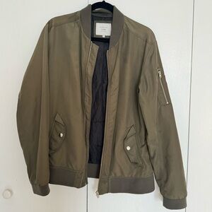 Jack & Jones Core Bomber Jacket with MA-1 Pocket LICHEN GREEN in Size Medium